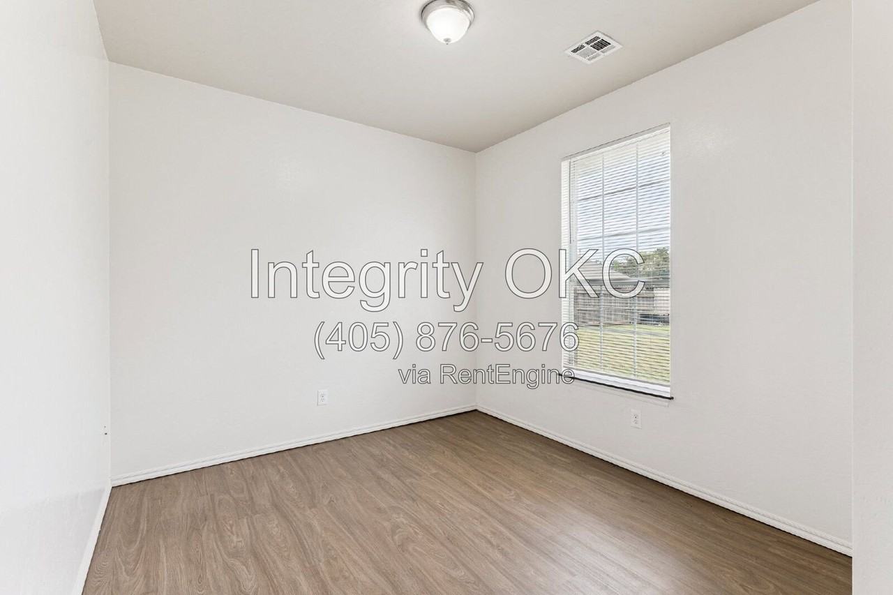 1503 Tahoe Ln - Photo 7 of 35