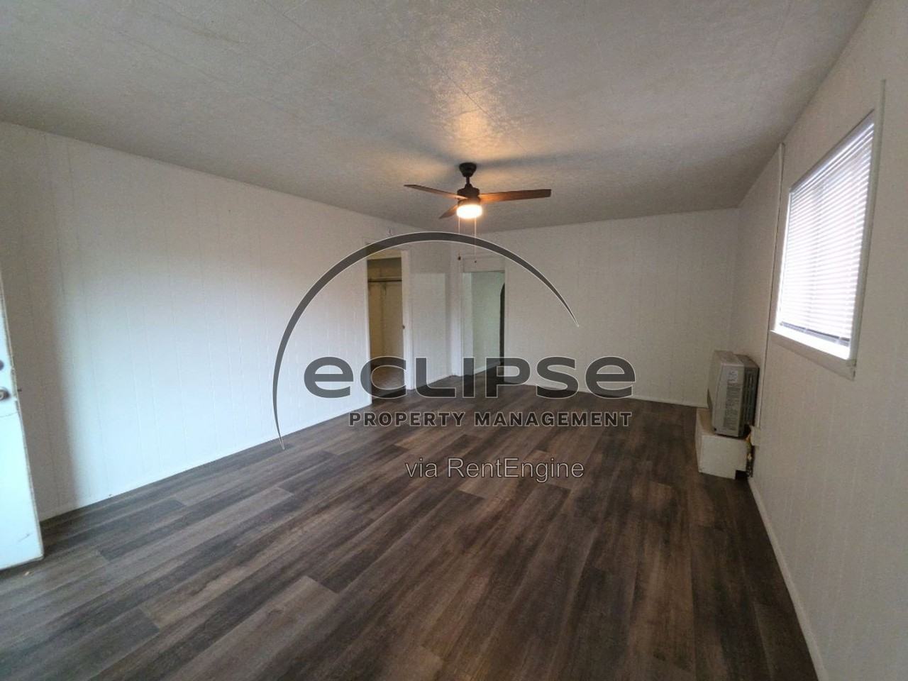 717 10th St - Photo 3 of 16