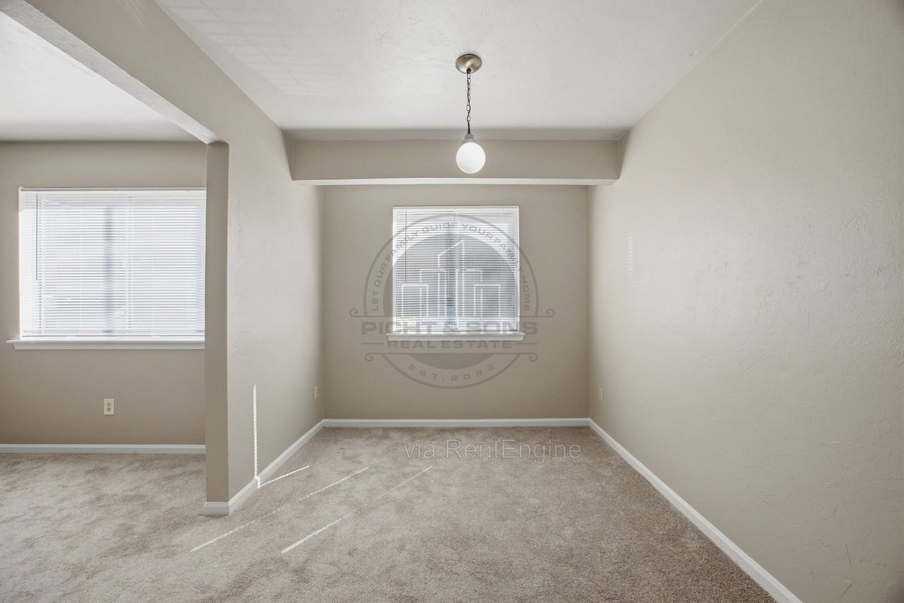 709 Pointe Ct #A - Photo 6 of 16
