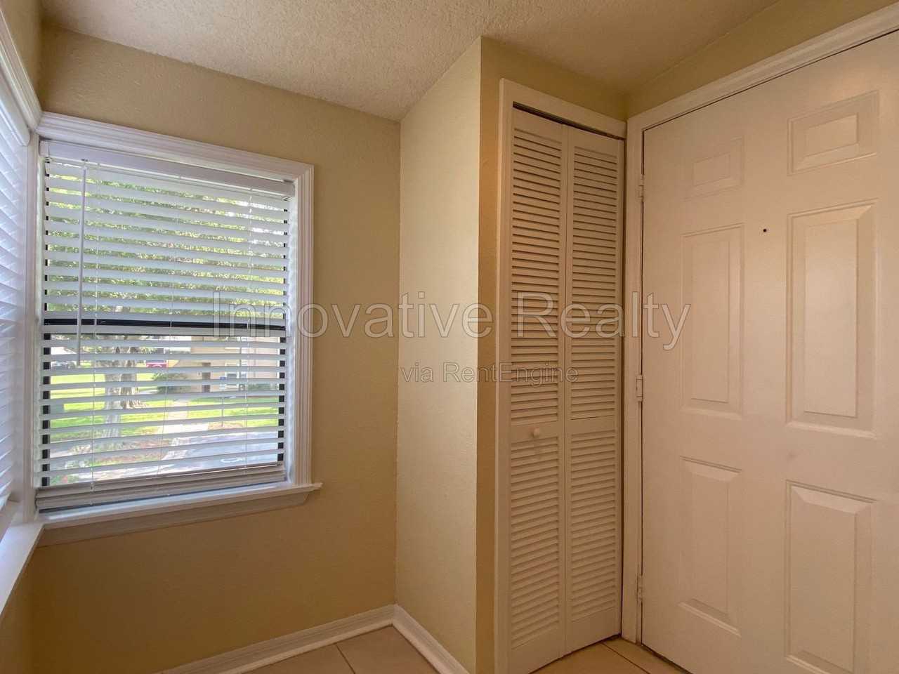 2924 Antique Oaks Cir #42 - Photo 2 of 19