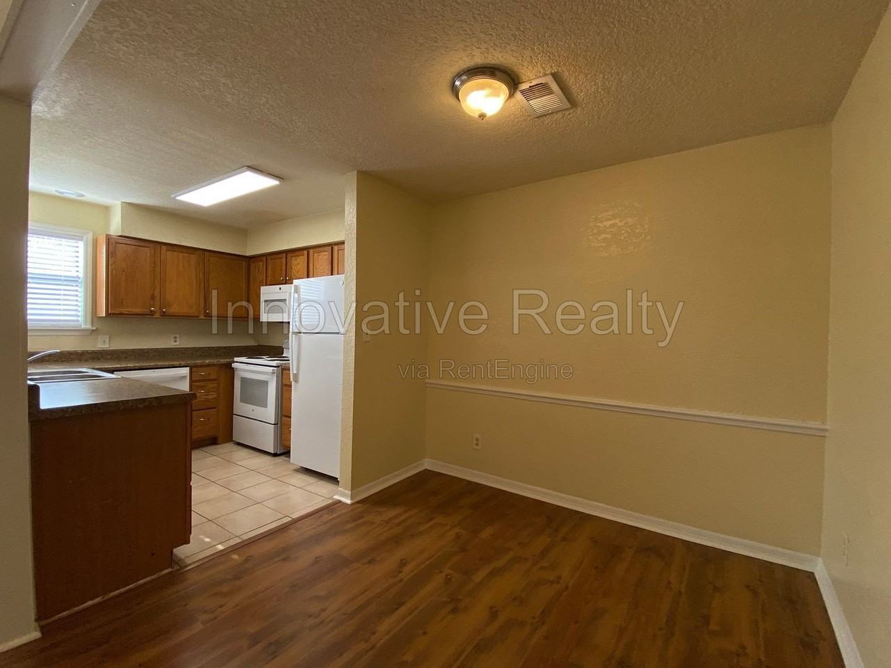 2924 Antique Oaks Cir #42 - Photo 4 of 19
