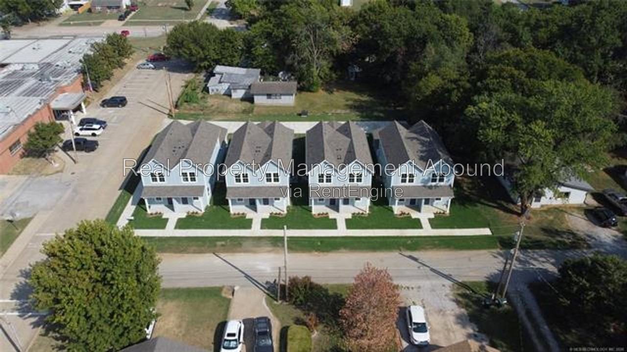 730 South Weenonah Avenue - Photo 3 of 38