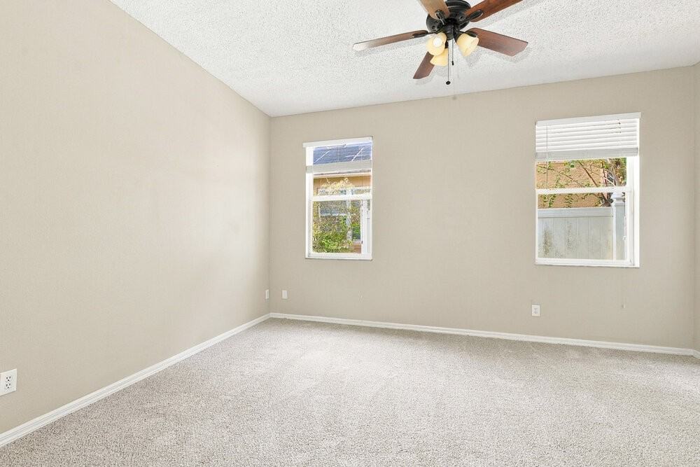 120 Portstewart Dr - Photo 7 of 16