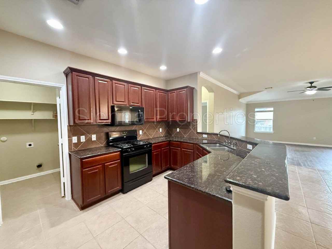 149 Crizer Ct - Photo 3 of 22