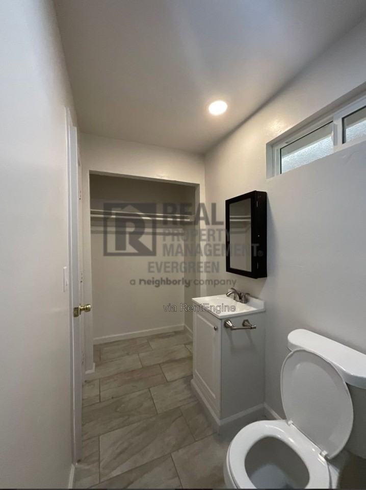 303 N 3rd St #REAR - Photo 6 of 6