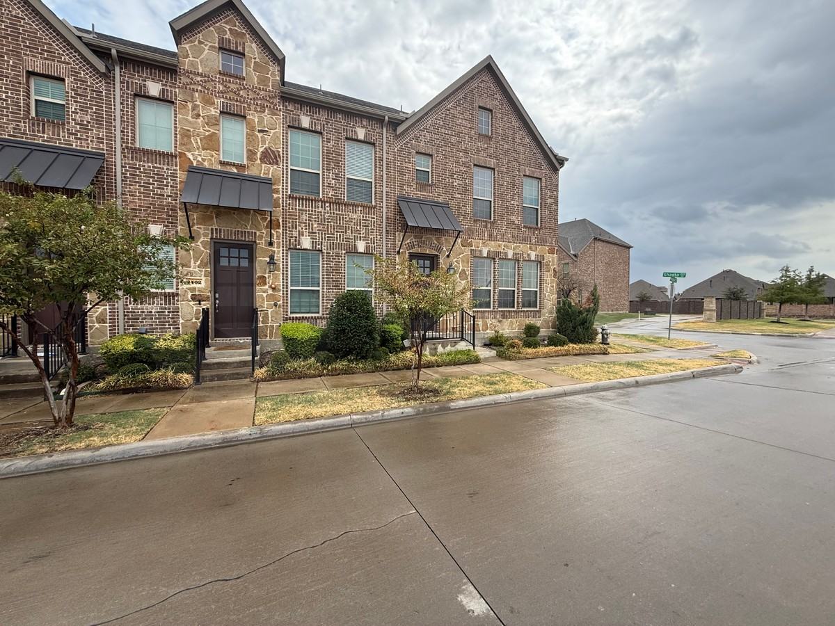 2400 Magalia Ln - Photo 2 of 23