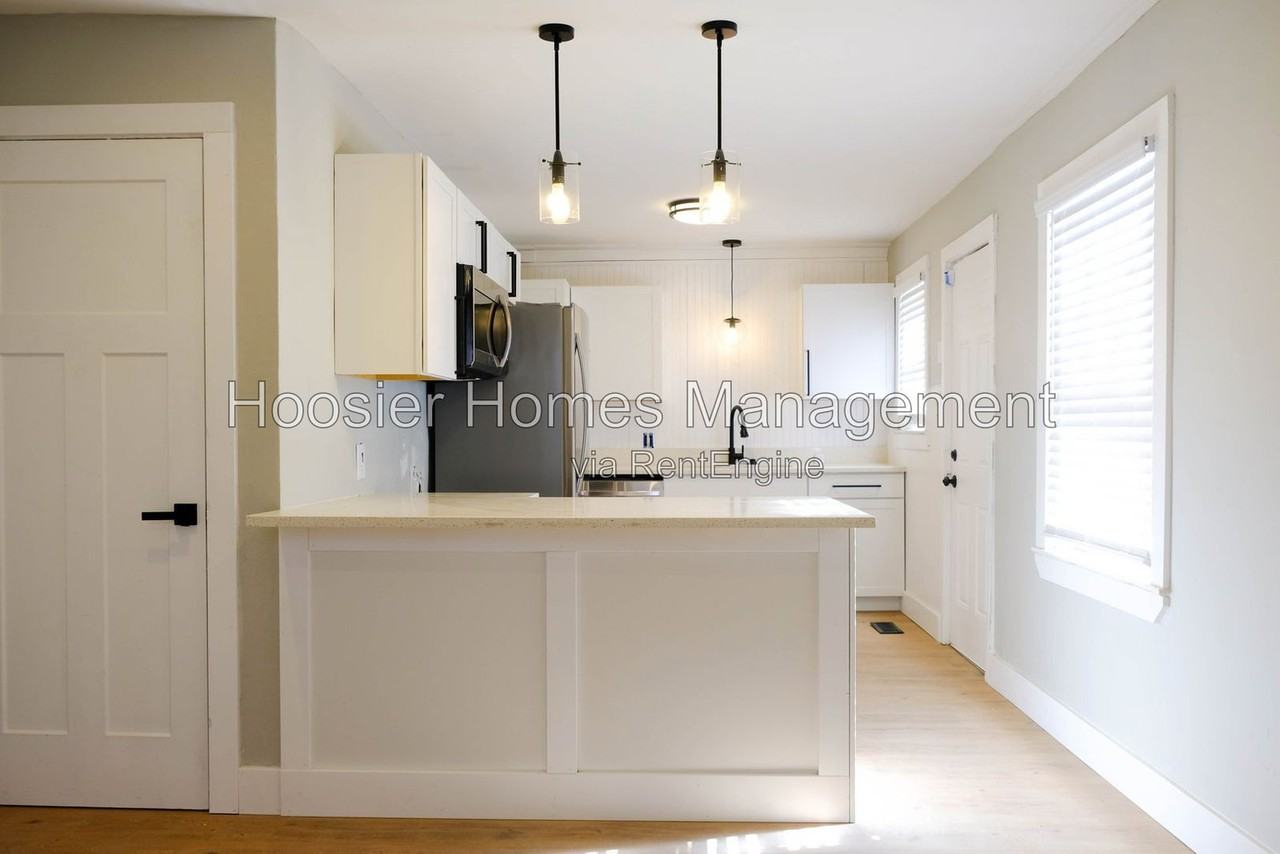 4225 Crittenden Ave #4225 - Photo 2 of 11