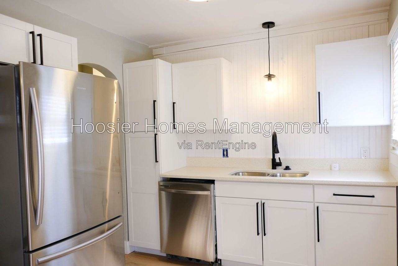 4225 Crittenden Ave #4225 - Photo 3 of 11