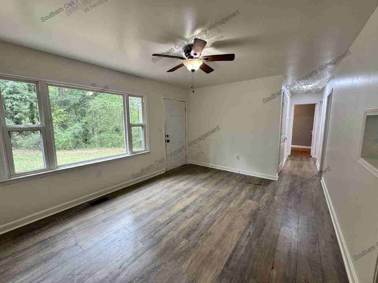 804 E Grady St - Photo 4 of 25