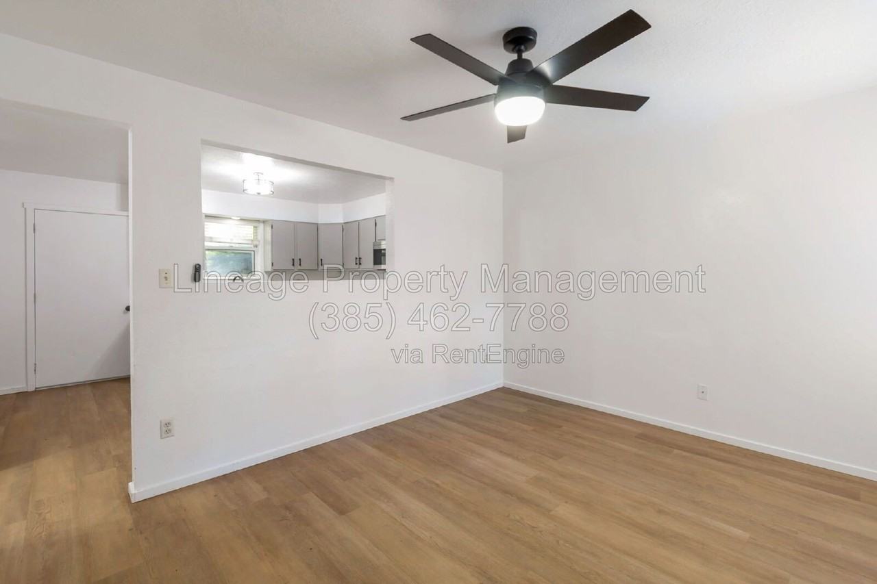 760 N Main St #8 - Photo 6 of 16
