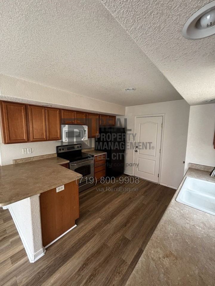966 S Sweetwater Dr - Photo 6 of 18