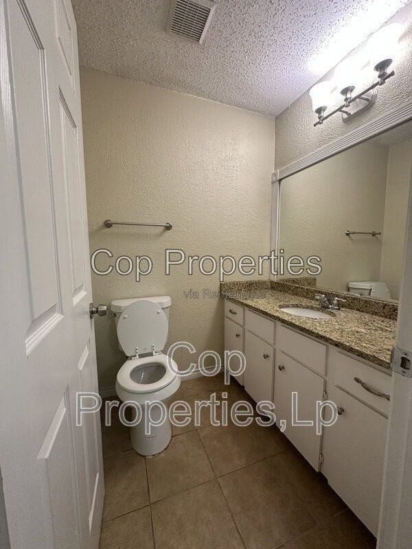 8573 Echo Creek Ln - Photo 7 of 17
