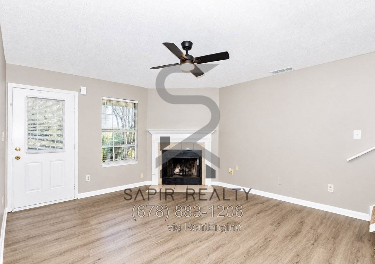 805 Keys Ferry Rd - Photo 4 of 23