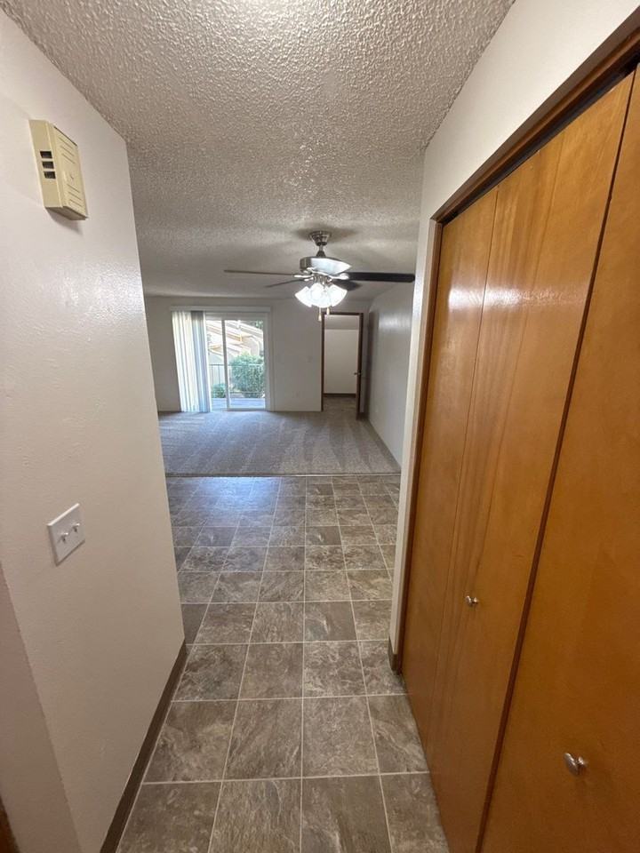 672 Taybin Rd Nw #C - Photo 3 of 12