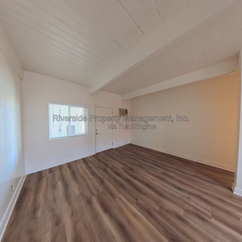 3581 Chicago Ave #L - Photo 7 of 13