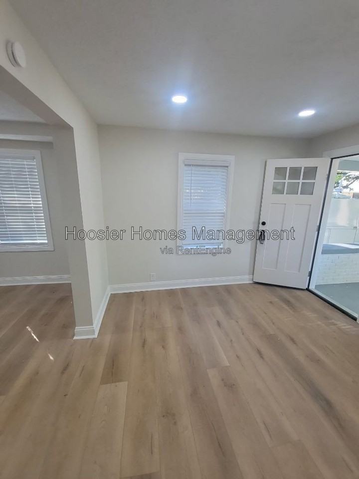 4711 Primrose Ave - Photo 5 of 13