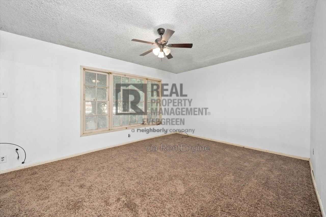 27215 Avenue 140 - Photo 3 of 38