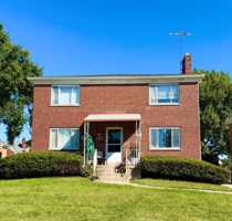 featured image of 4224 Applegate Ave #2