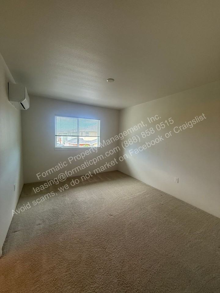 550 Kamaaha Ave #503-503 - Photo 6 of 16