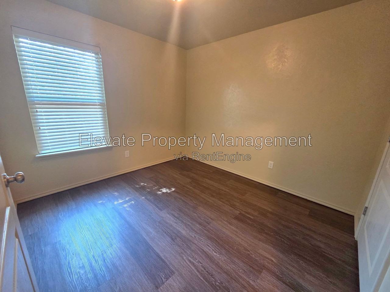 912 W Prairie Wind Way - Photo 7 of 14