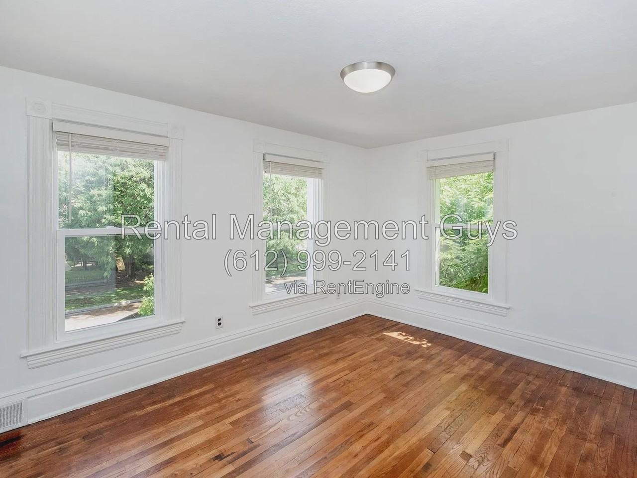 306 Harrison Ave - Photo 3 of 34