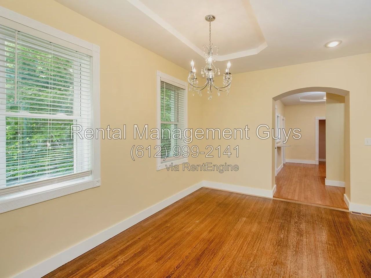306 Harrison Ave - Photo 7 of 34