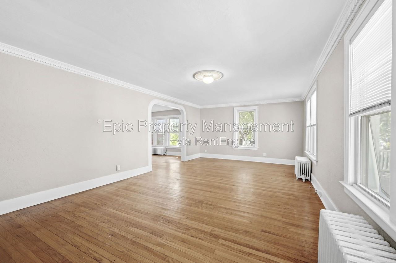 17 Moross St #1 - Photo 6 of 10