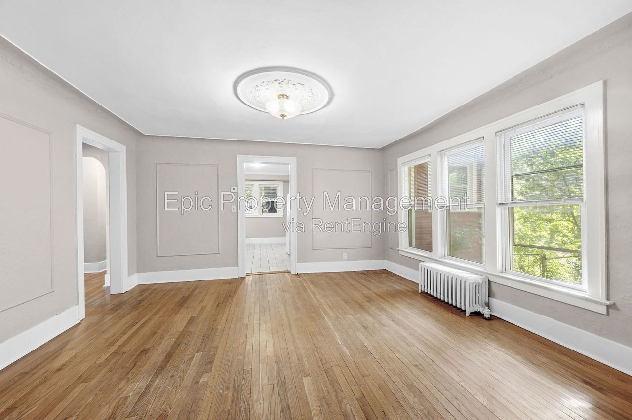 17 Moross St #1 - Photo 7 of 10