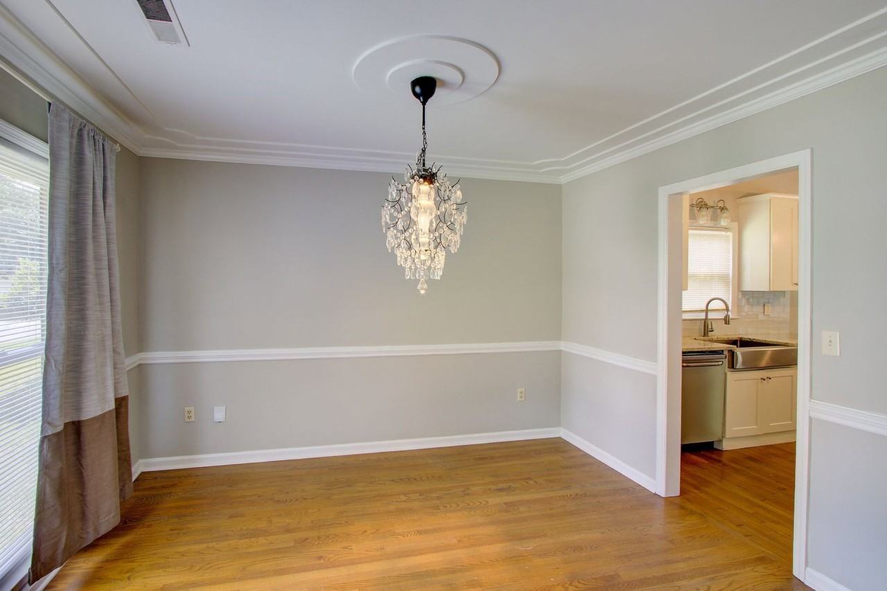 111 Fox Chase Dr - Photo 6 of 33
