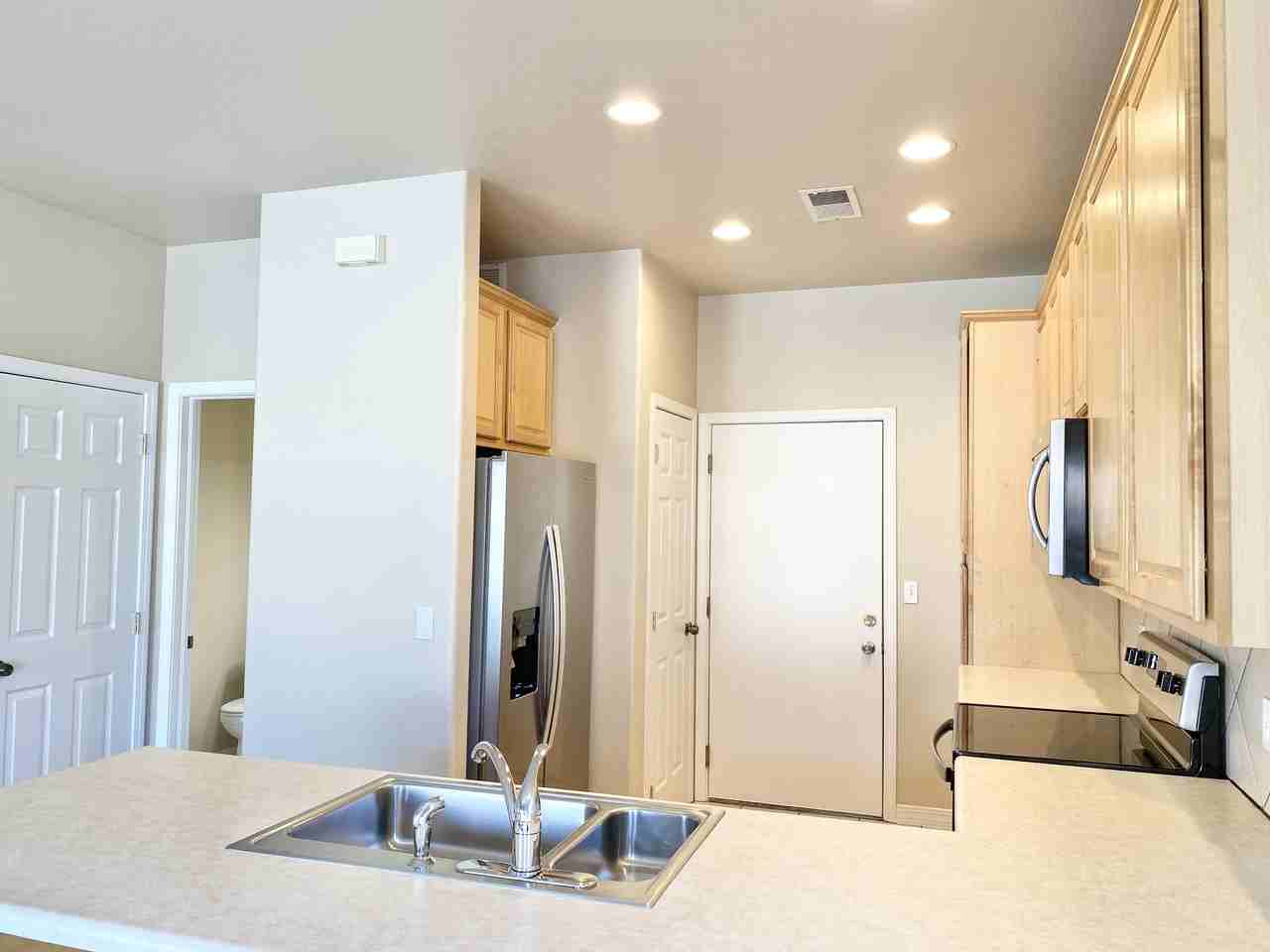 4568 Prestige Pt - Photo 7 of 25