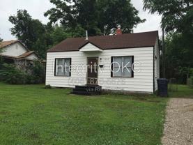 1438 Sw Binkley St - Photo 1 of 1