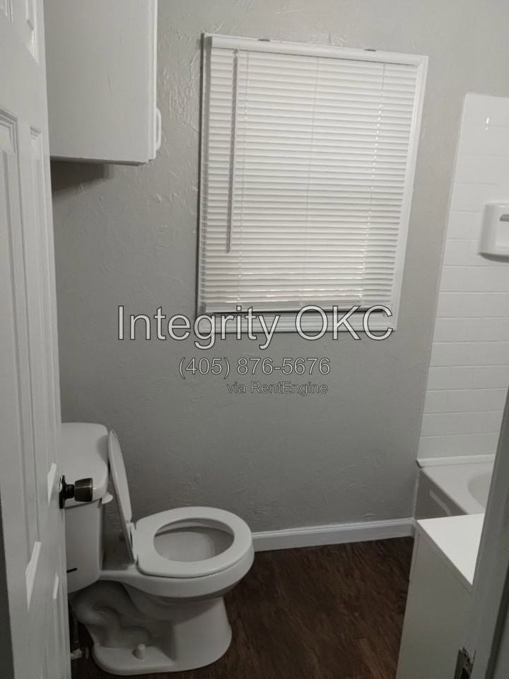 1438 Sw Binkley St - Photo 3 of 13