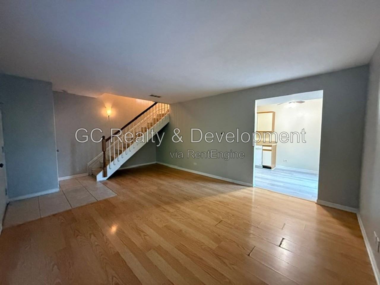 1808 Jamestown Cir - Photo 2 of 17