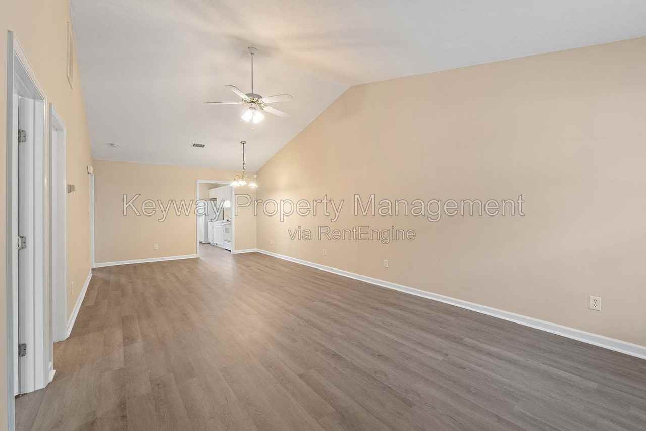 209 High Point Way - Photo 6 of 19