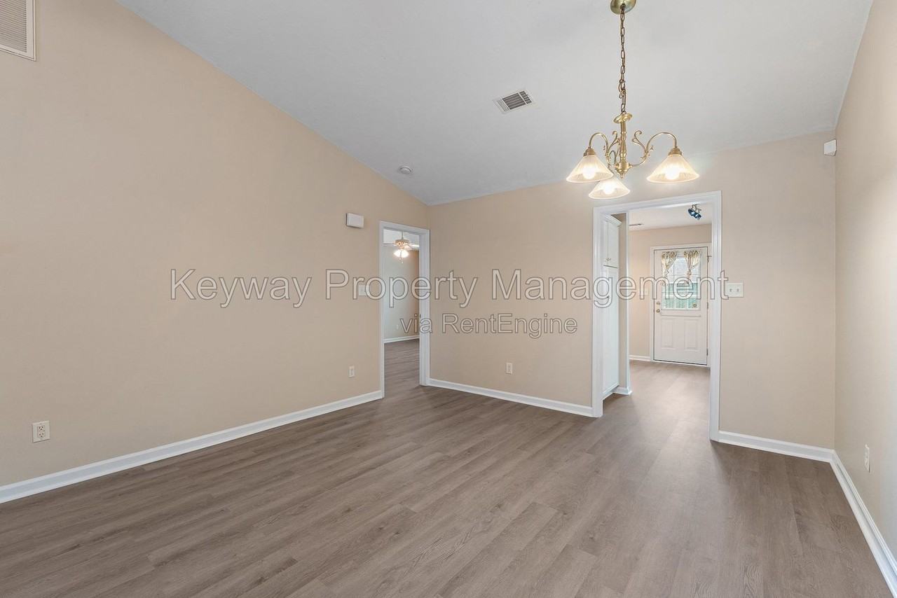 209 High Point Way - Photo 7 of 19