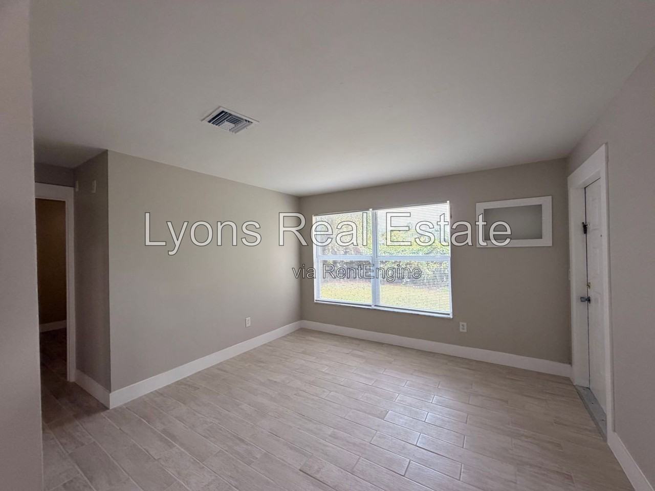1150 Short St - Photo 7 of 13