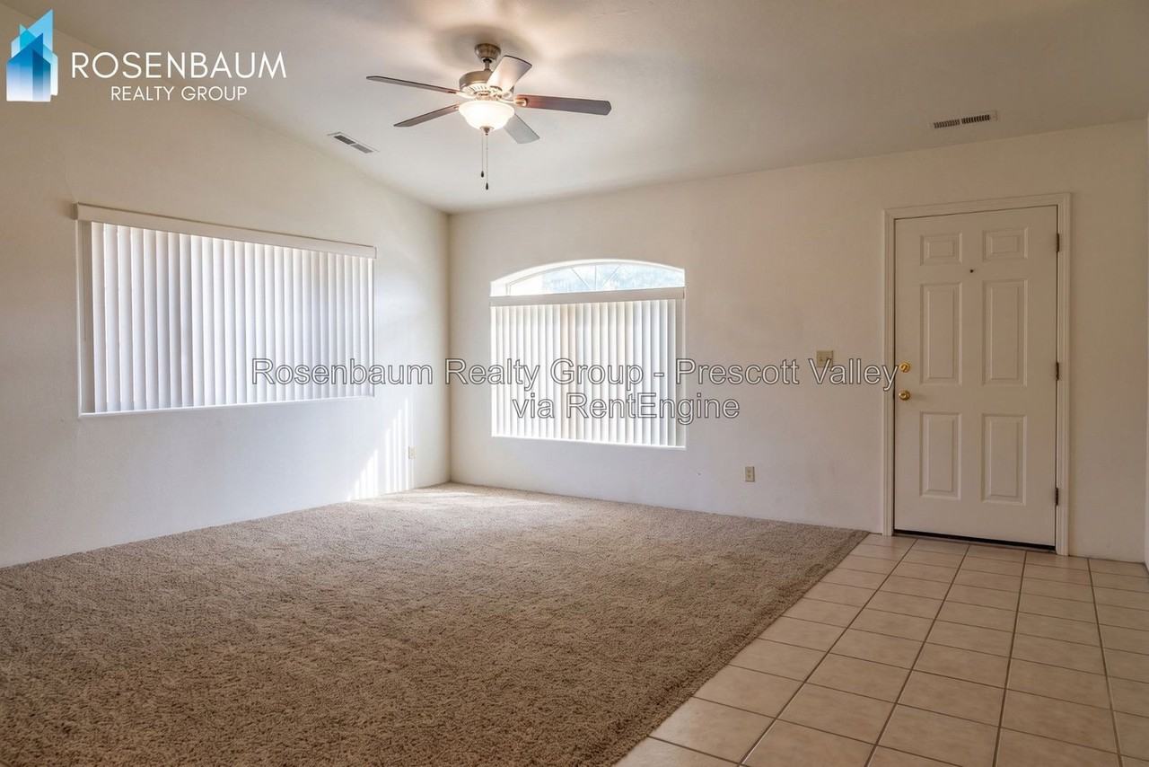 3301 N Corrine Dr #B - Photo 3 of 10