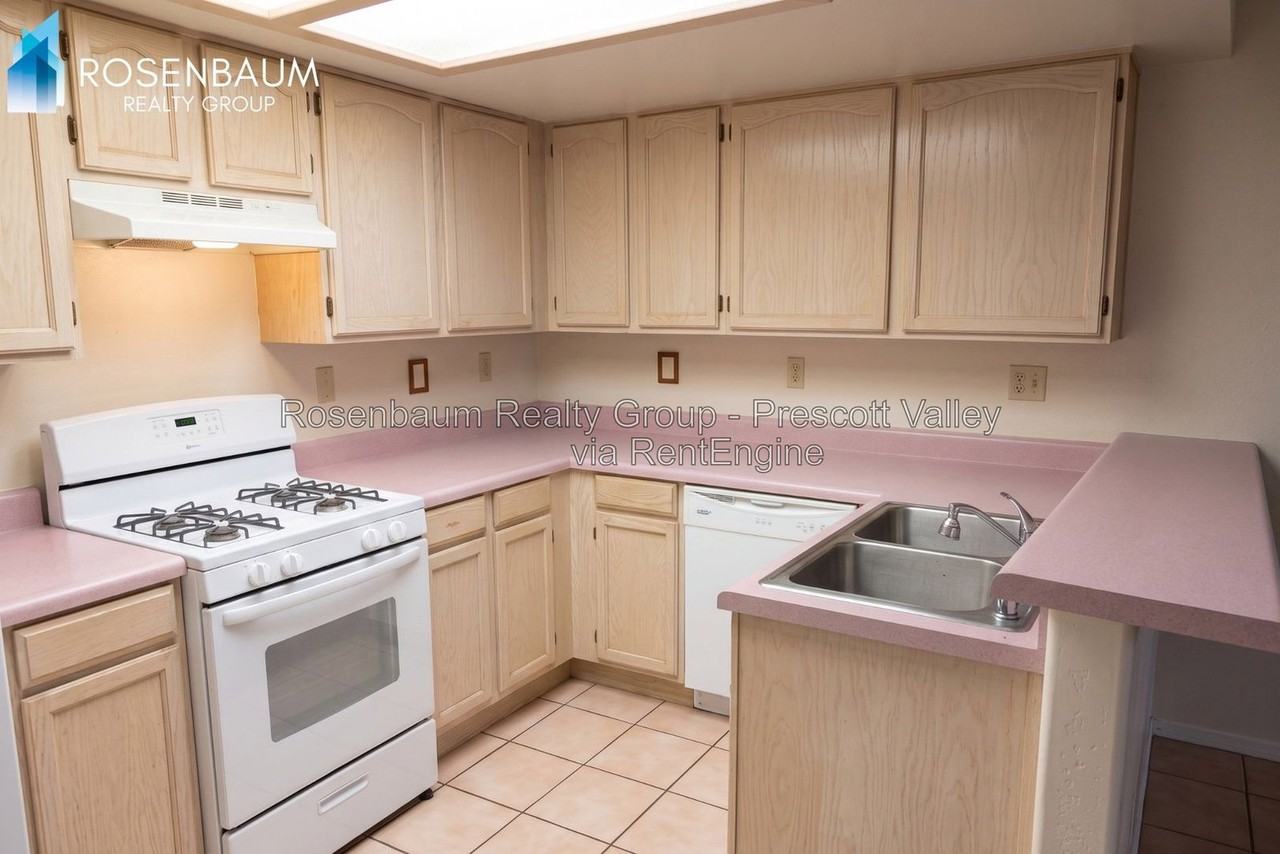 3301 N Corrine Dr #B - Photo 4 of 10