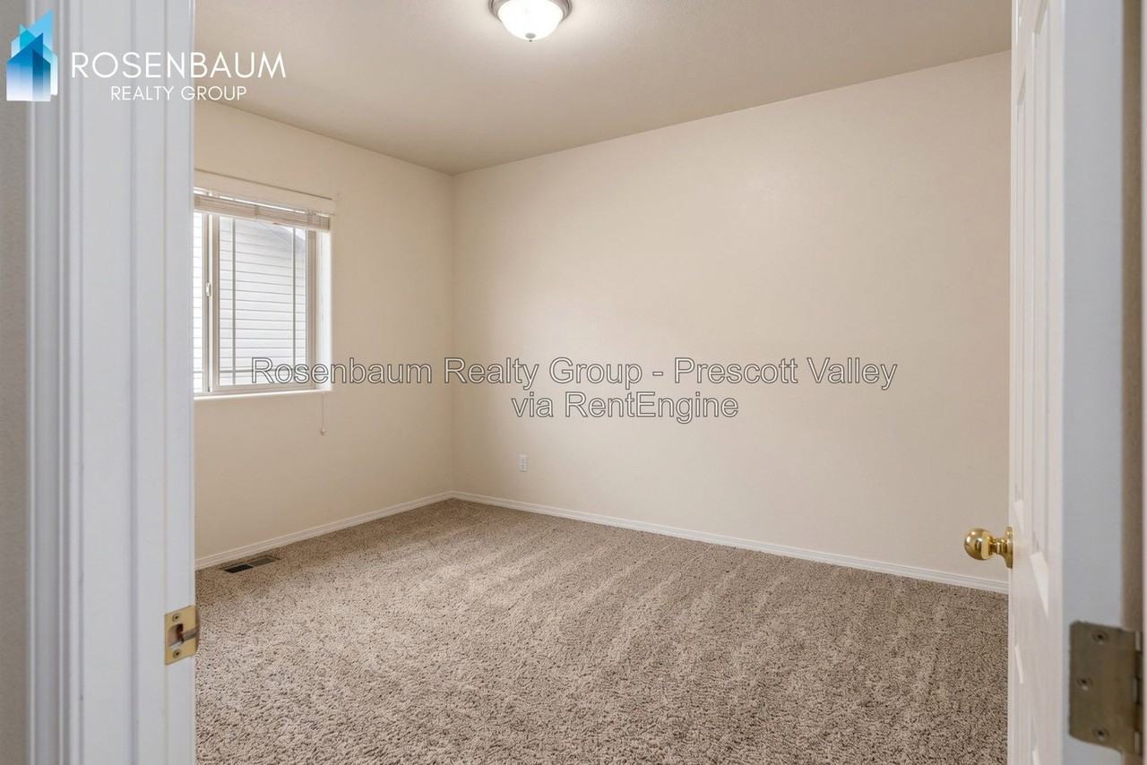3301 N Corrine Dr #B - Photo 6 of 10