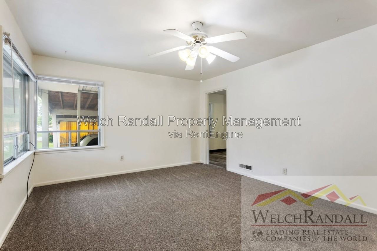 2380 Polk Ave - Photo 3 of 21