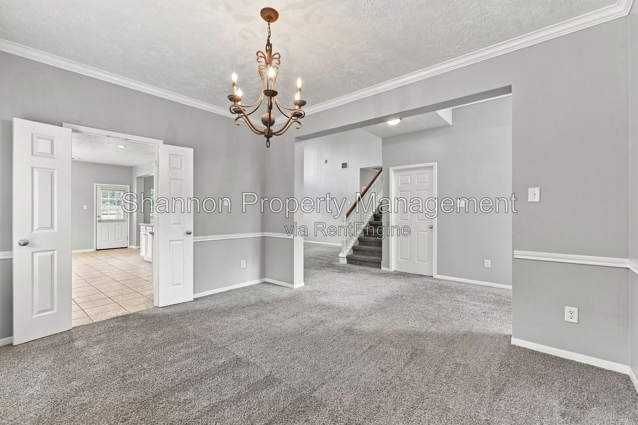 19118 Sprintwood Ct - Photo 5 of 43