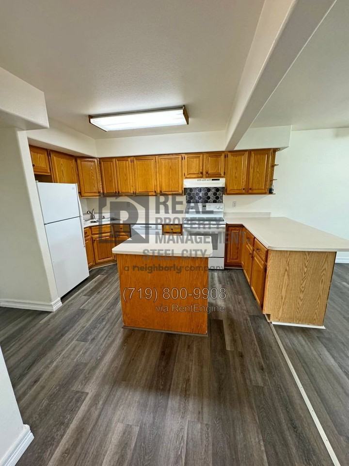 230 W Elbow Dr #228 - Photo 4 of 22