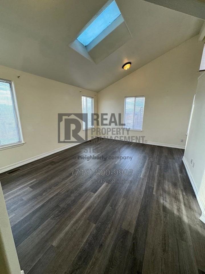 230 W Elbow Dr #228 - Photo 7 of 22