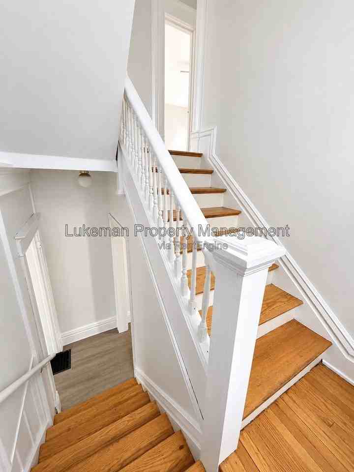 1007 S Westnedge Ave - Photo 6 of 14