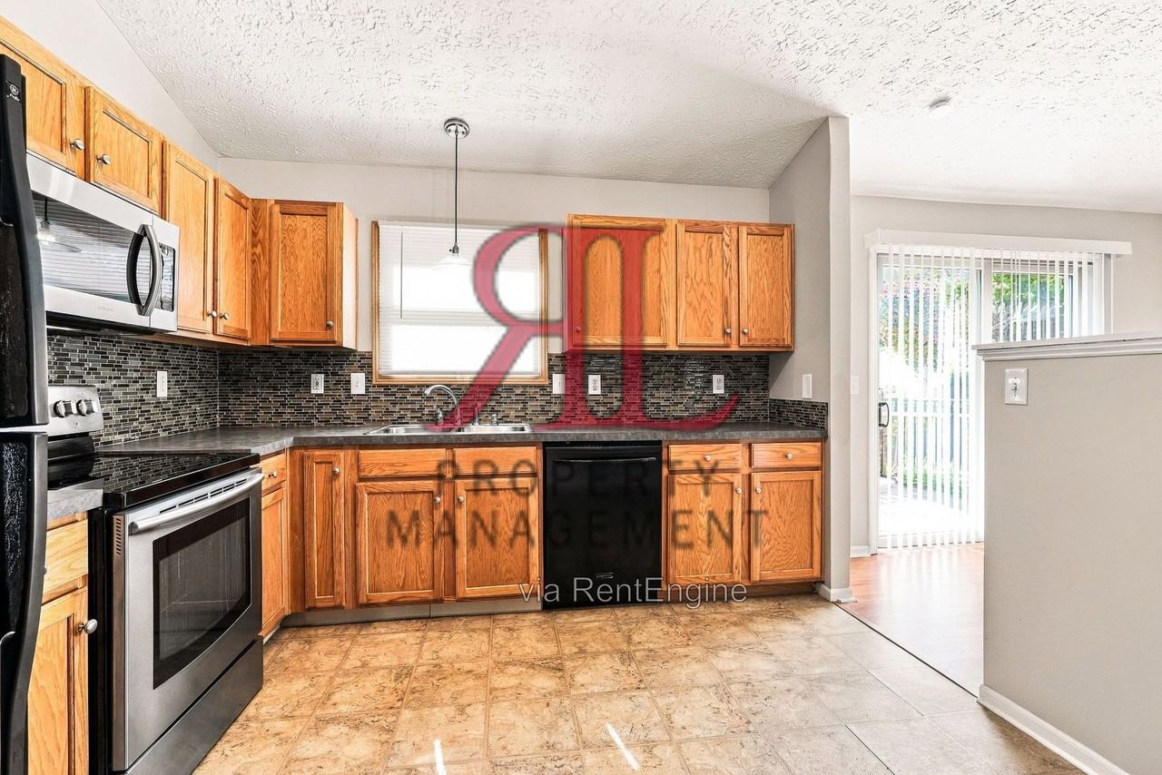 7761 Worley Dr - Photo 7 of 23