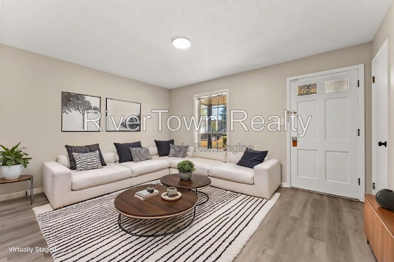 3731 Helmwood St - Photo 4 of 27