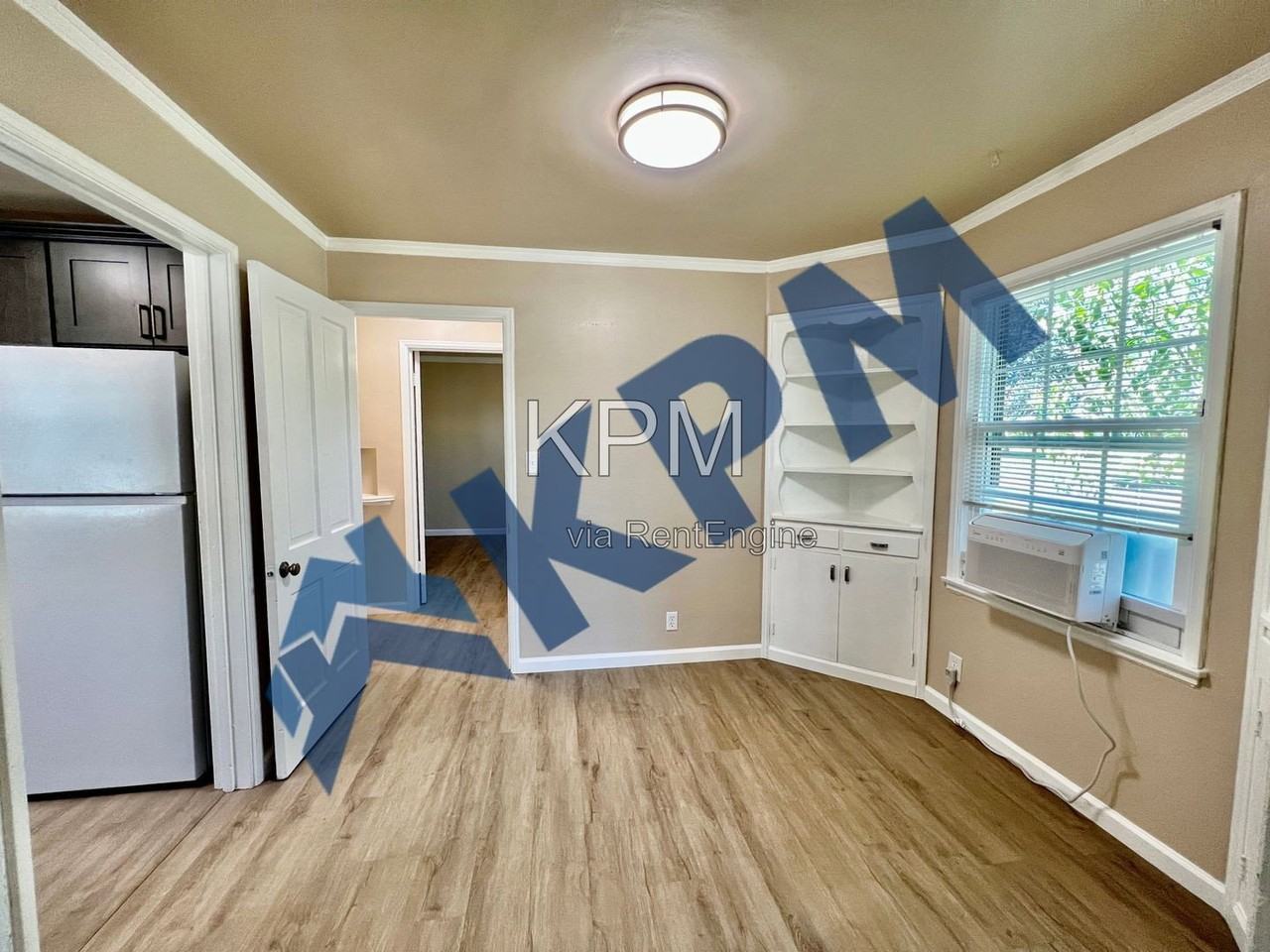 2949 Pacific Ave - Photo 7 of 23