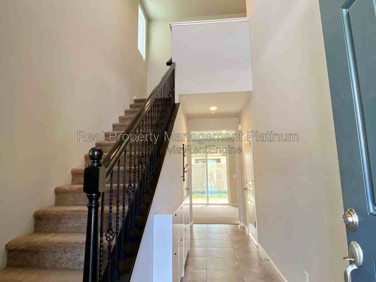 2547 Legacy Dr - Photo 2 of 25