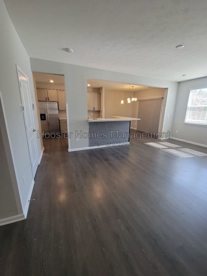 6433 Yuma Ct #1 - Photo 4 of 25