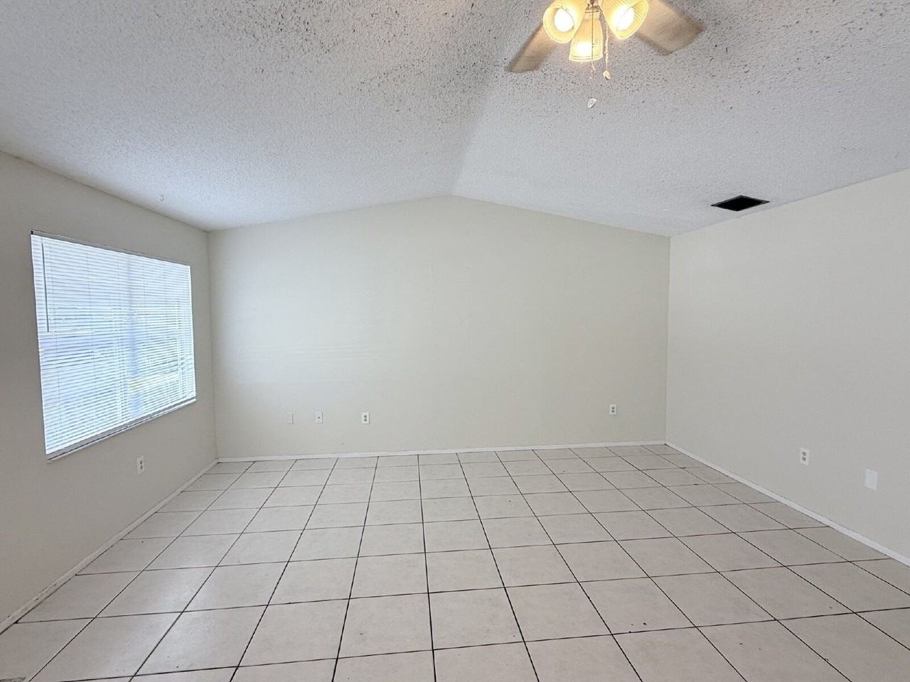 1625 82nd Street Ct E - Photo 2 of 25